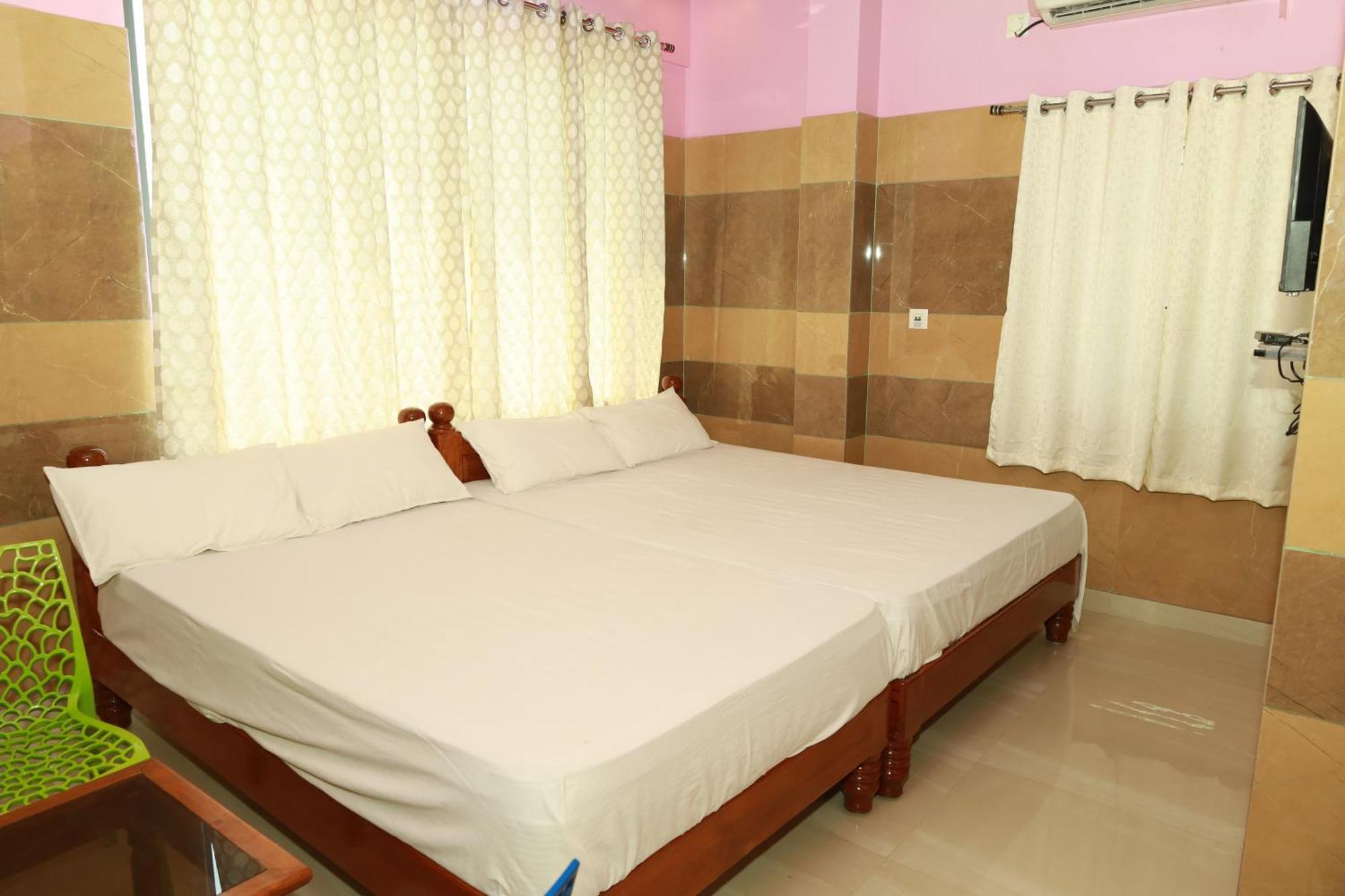 Rv Residency Otel Wodapatti Dış mekan fotoğraf