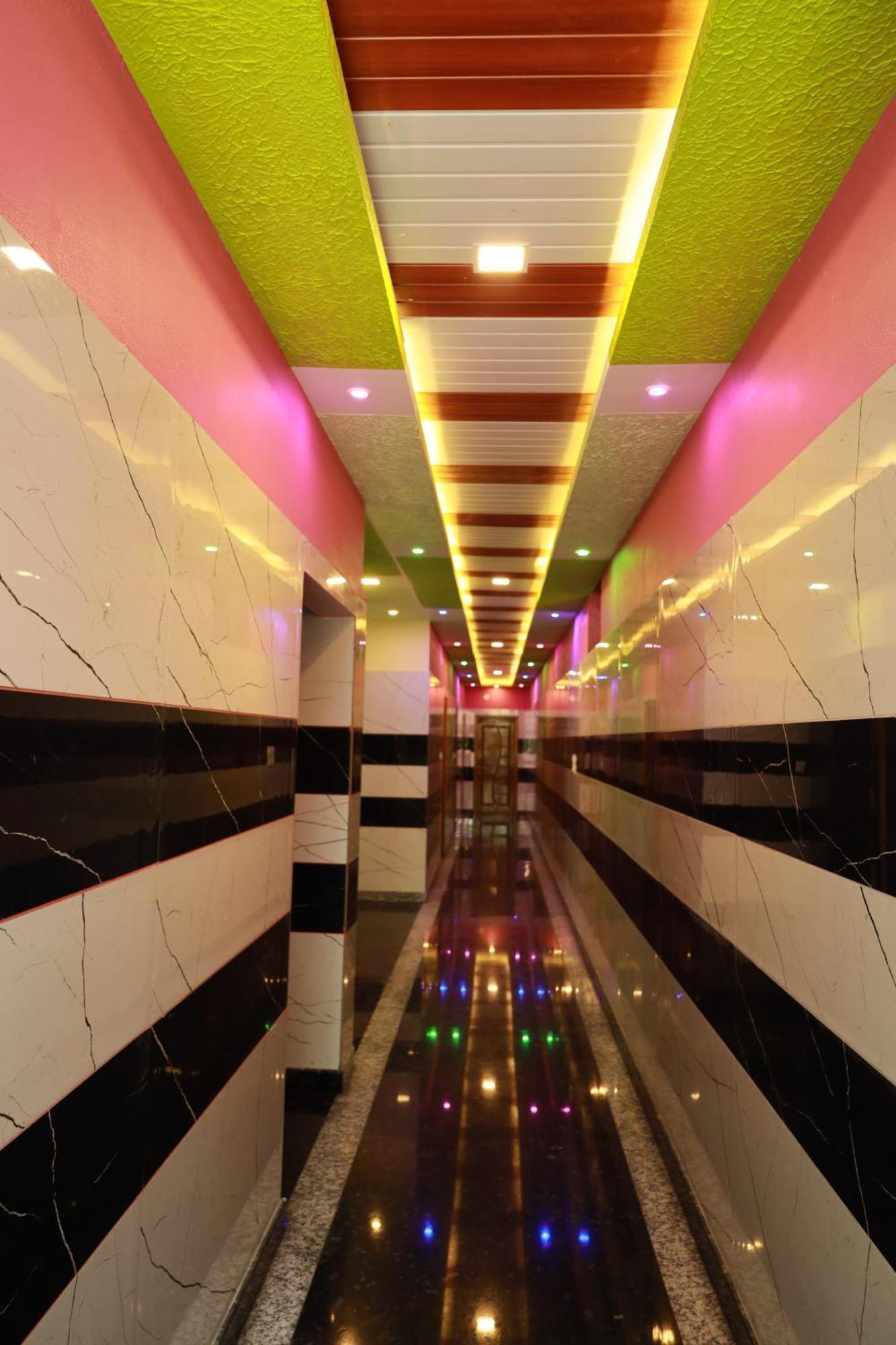 Rv Residency Otel Wodapatti Dış mekan fotoğraf