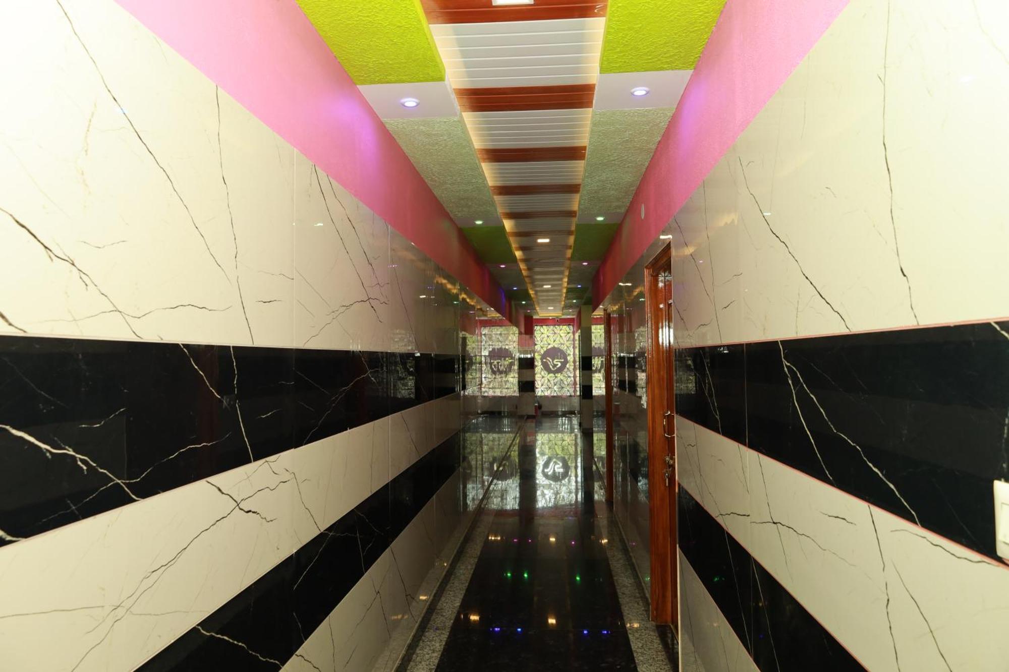 Rv Residency Otel Wodapatti Dış mekan fotoğraf